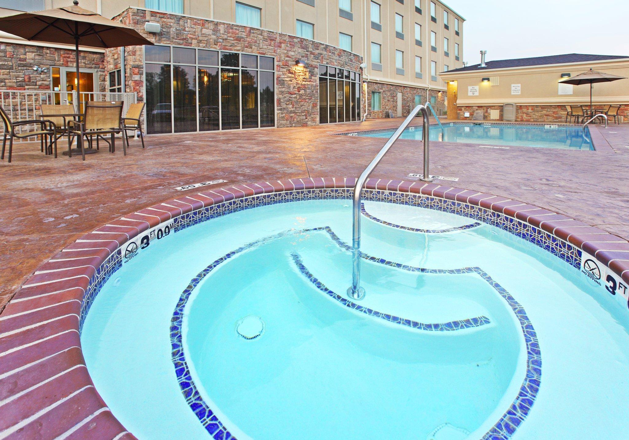 Holiday Inn Express & Suites Searcy By Ihg Eksteriør billede