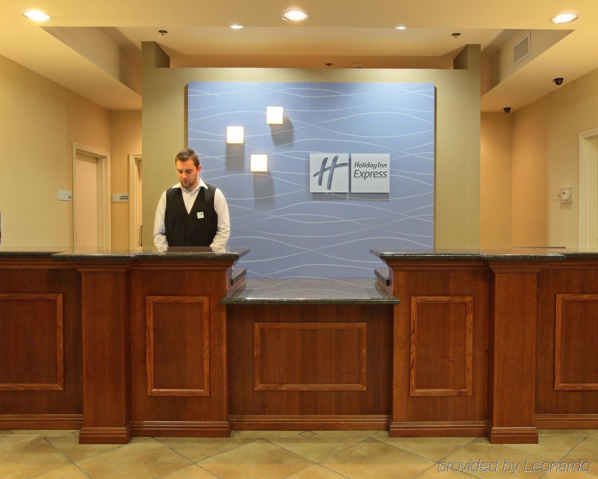 Holiday Inn Express & Suites Searcy By Ihg Interiør billede