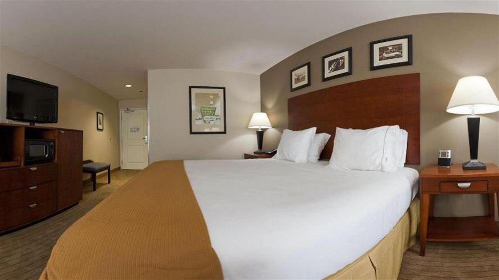 Holiday Inn Express & Suites Searcy By Ihg Eksteriør billede